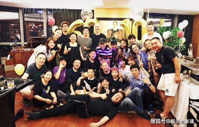 特朗普生日阅兵风波：虚荣与敬意间的迷雾 🎂🛡️💥